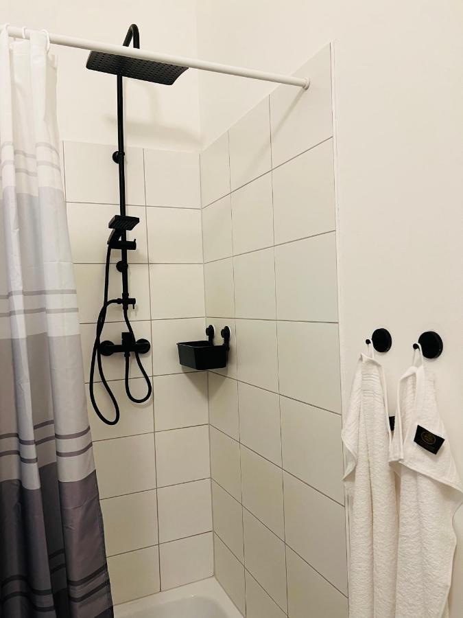 2-zimmer Am Maybachufer * Berlino